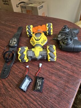 Yellow & Black Remote Control Stunt Car with Extra Batteries